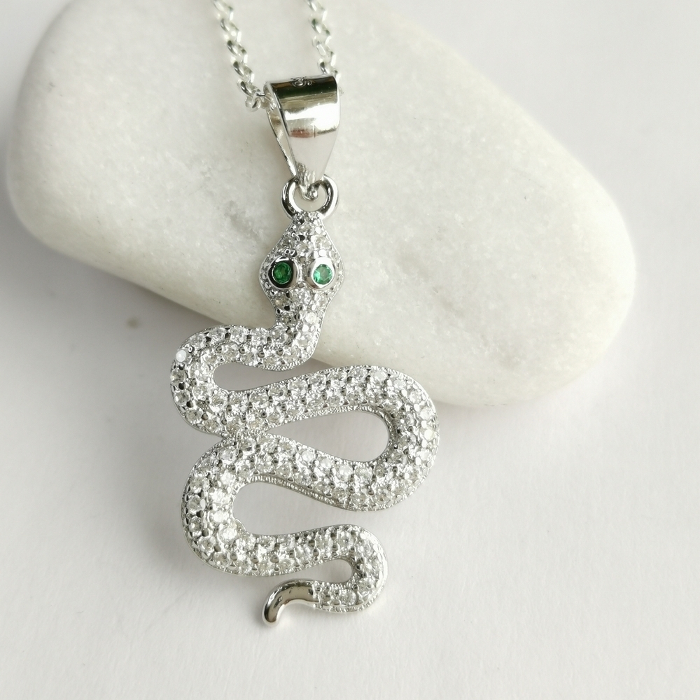 Sterling Silver CZ snake pendant necklace 🆕